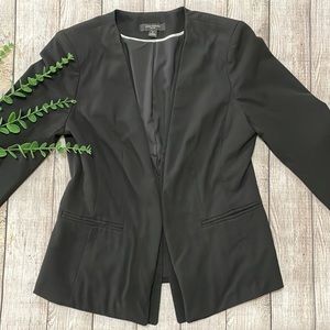 🌸 Clearance! 🌸 Ann Taylor Black Petite Blazer Size 6P